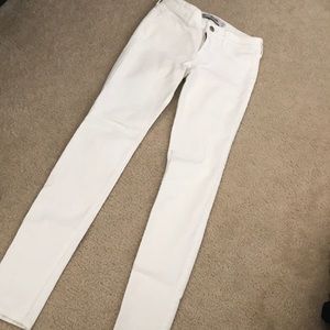 Size 00 Hollister Jeans